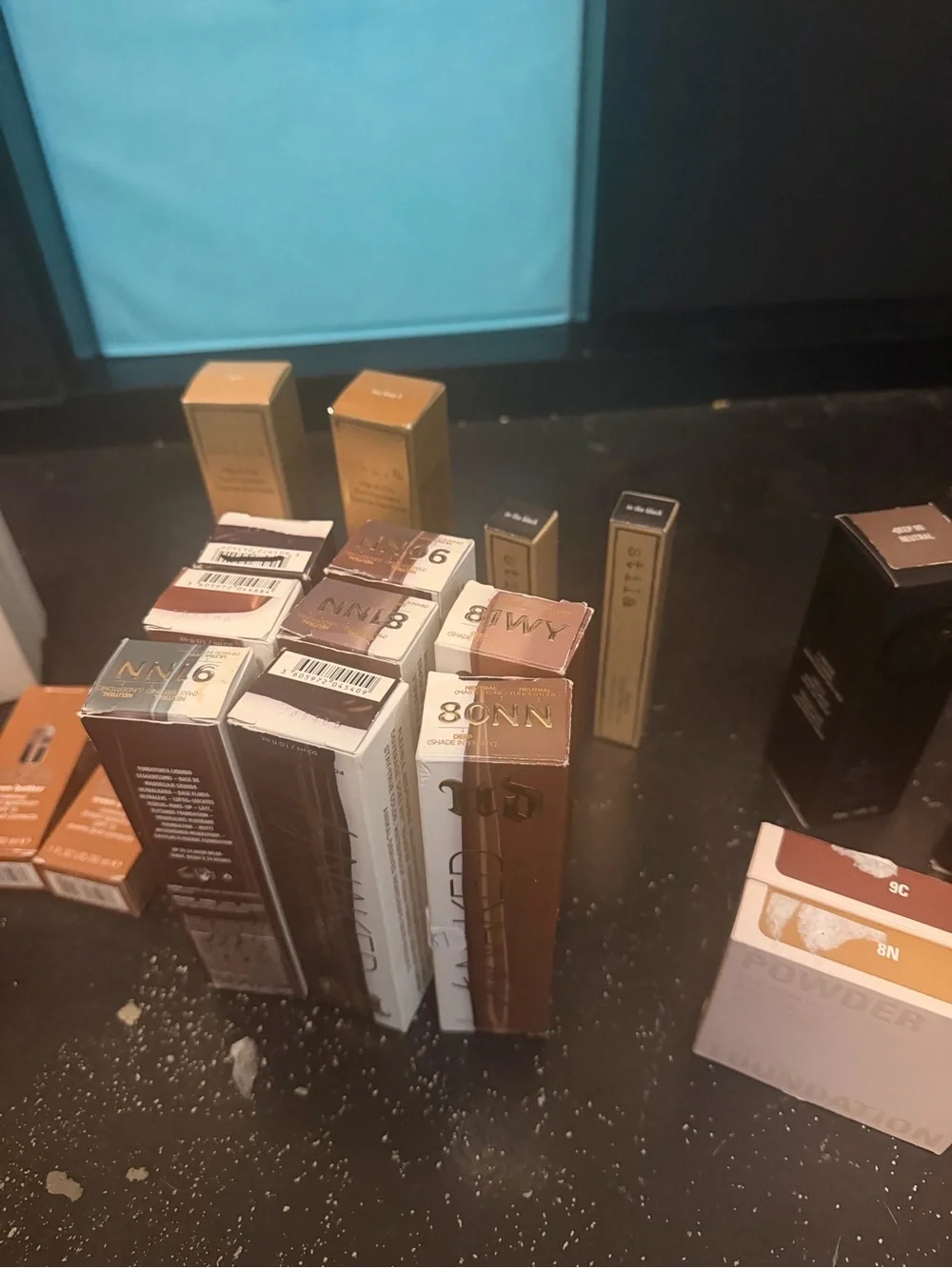 Dark foundation lot Honest Beauty + Clinique Skincare & Makeup Lot